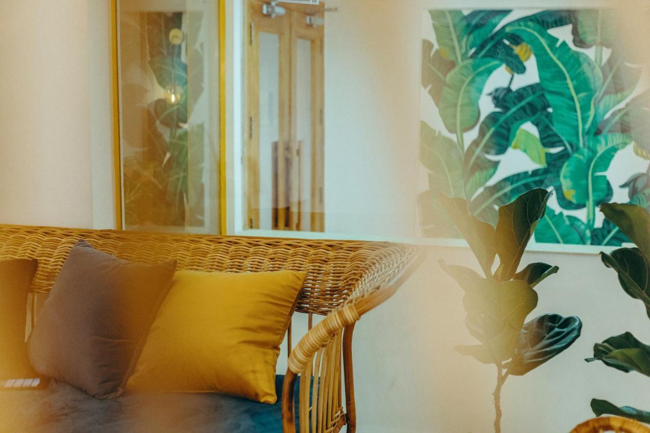 Chilla Palace Homestay Ho Chi Minh City Exterior photo
