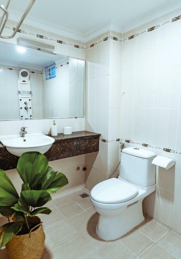 Chilla Palace Homestay Ho Chi Minh City Exterior photo